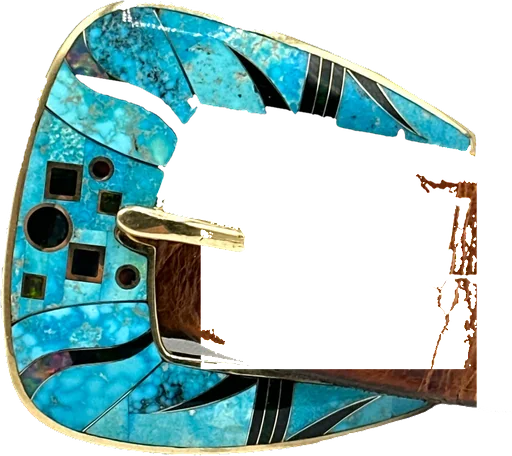 A 14K yellow gold ranger buckle inlaid across its whole face with turquoise and onyx in a feather pattern.